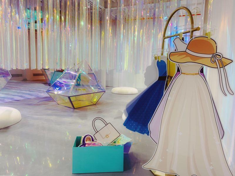 这是一场“以色会友”的蜜会，你敢约上小伙伴一起来拍拍拍吗？