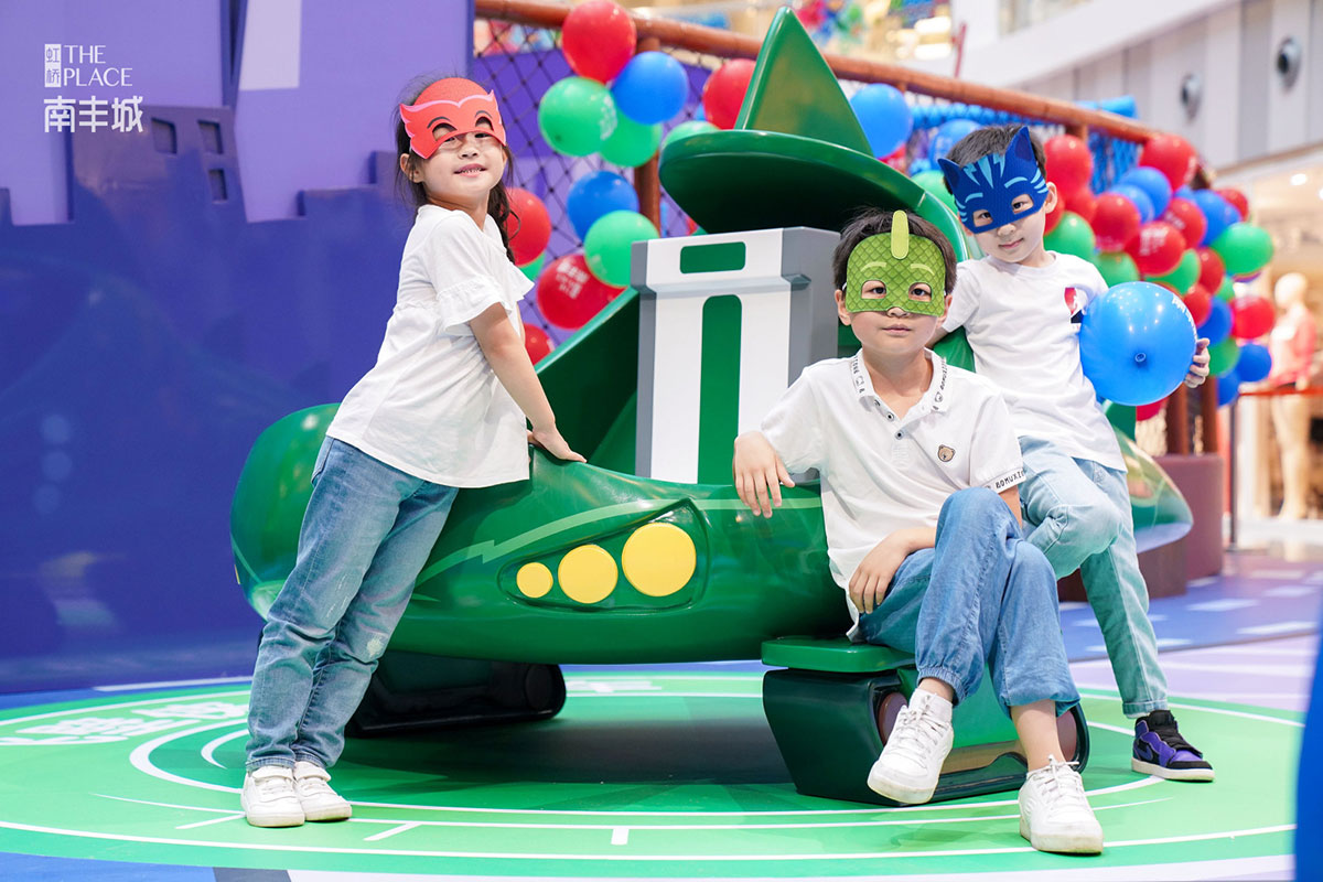 夜晚降临,拯救世界的英雄召集令已发出