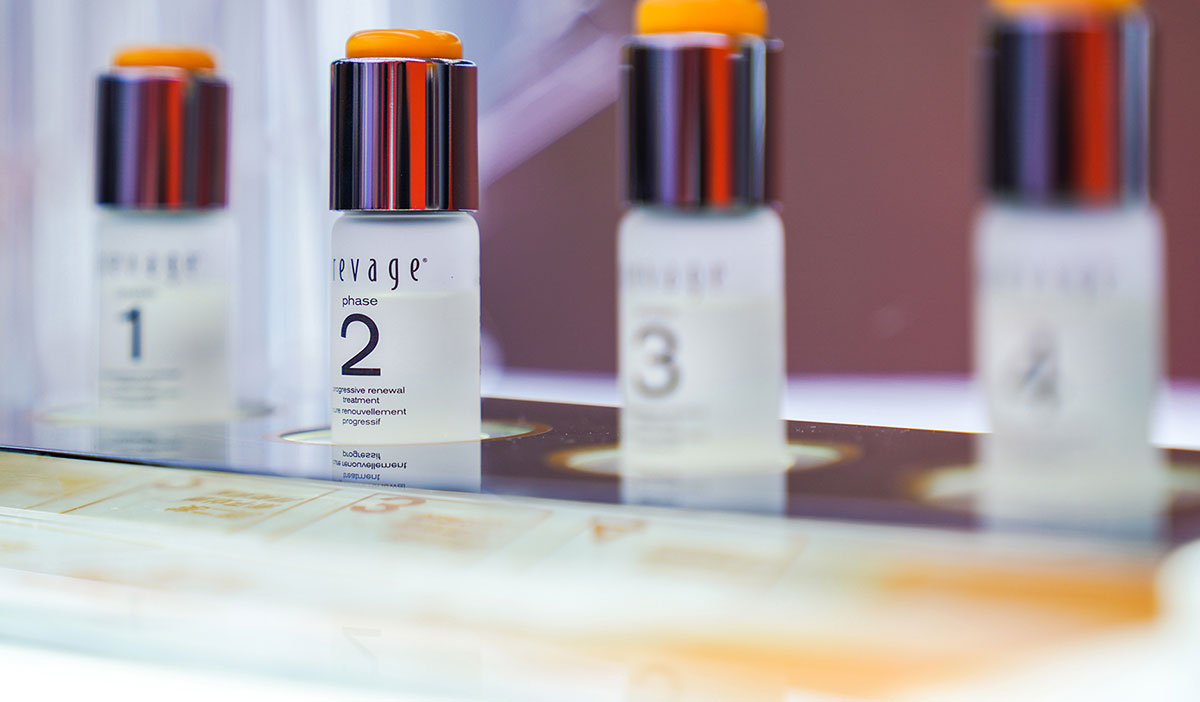 伊丽莎白雅顿肌肤快闪空间站多彩潮流还明星味赞赞赞