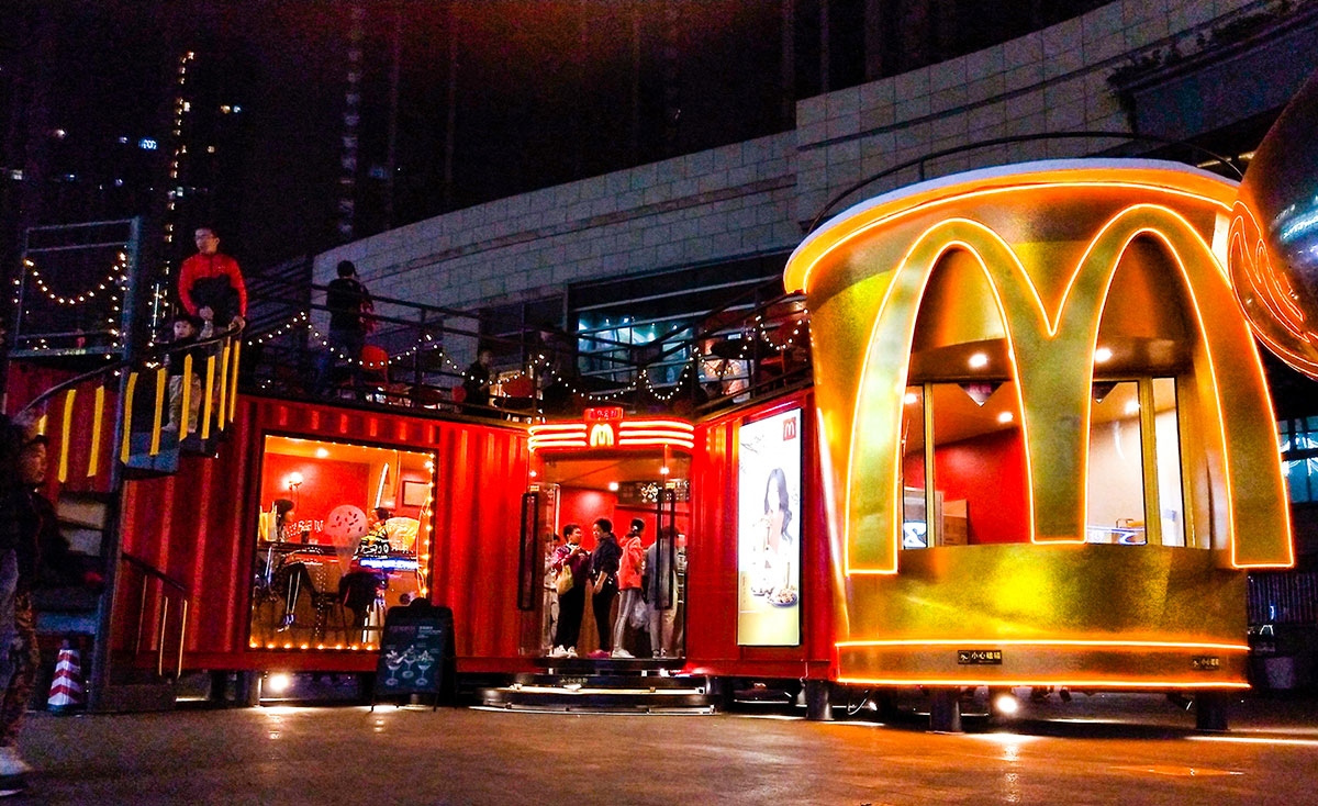 麦当劳这波集装箱快闪店太美式浪漫和温暖了