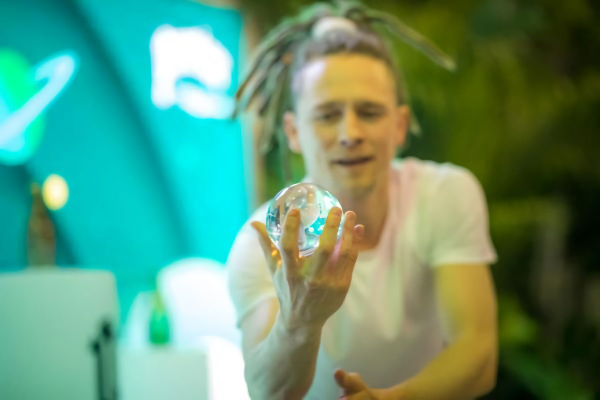 你说这个空间站快闪每天都会发射火箭？呐尼！