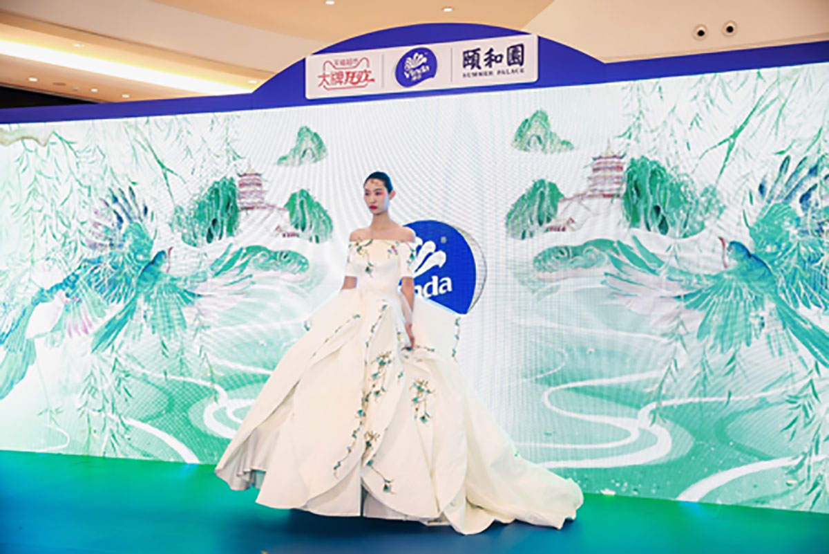 快闪店策划居然换主角了，纸巾也翻身当起了快闪店策划的主角玩起了国潮！