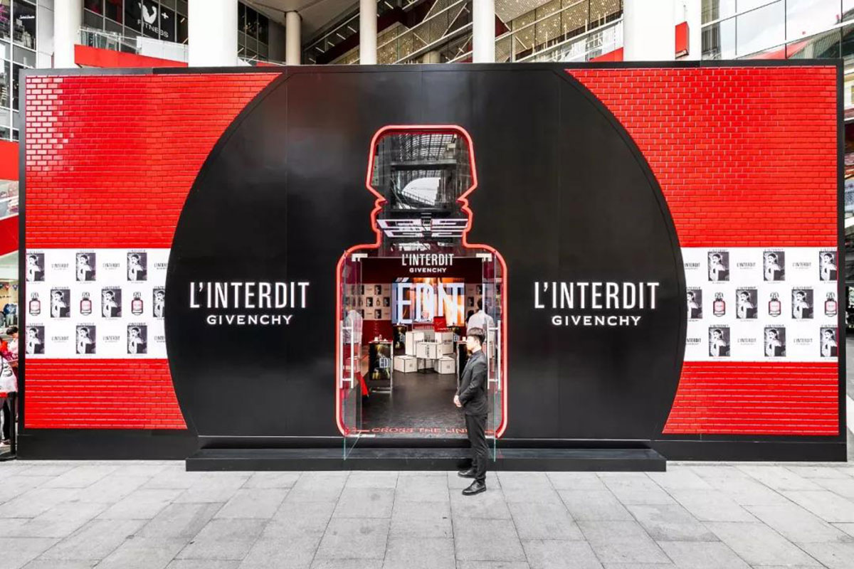 纪梵希这个美妆快闪店策划的那是满满的黑科技啊！