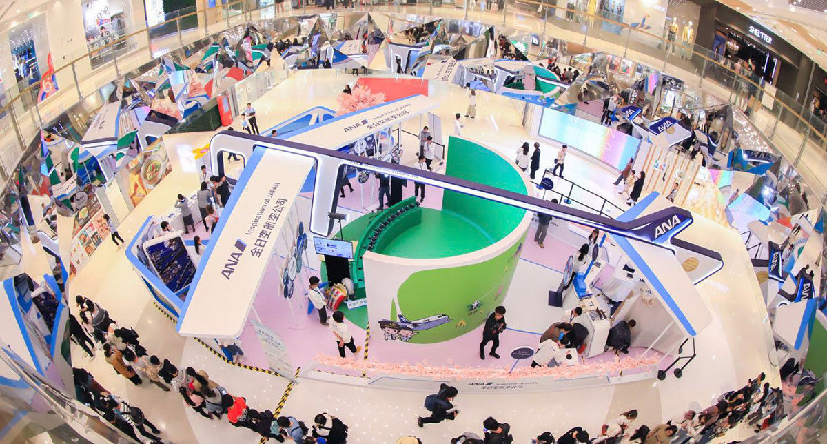 ANA全日空航空快闪店策划的是一场VR的神奇探索之旅，一起即可穿越吧