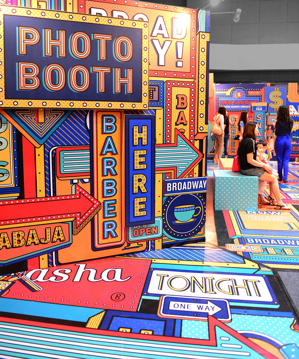 这个繁华的城市艺术展览晋升为主题市集里的网红打卡胜地了