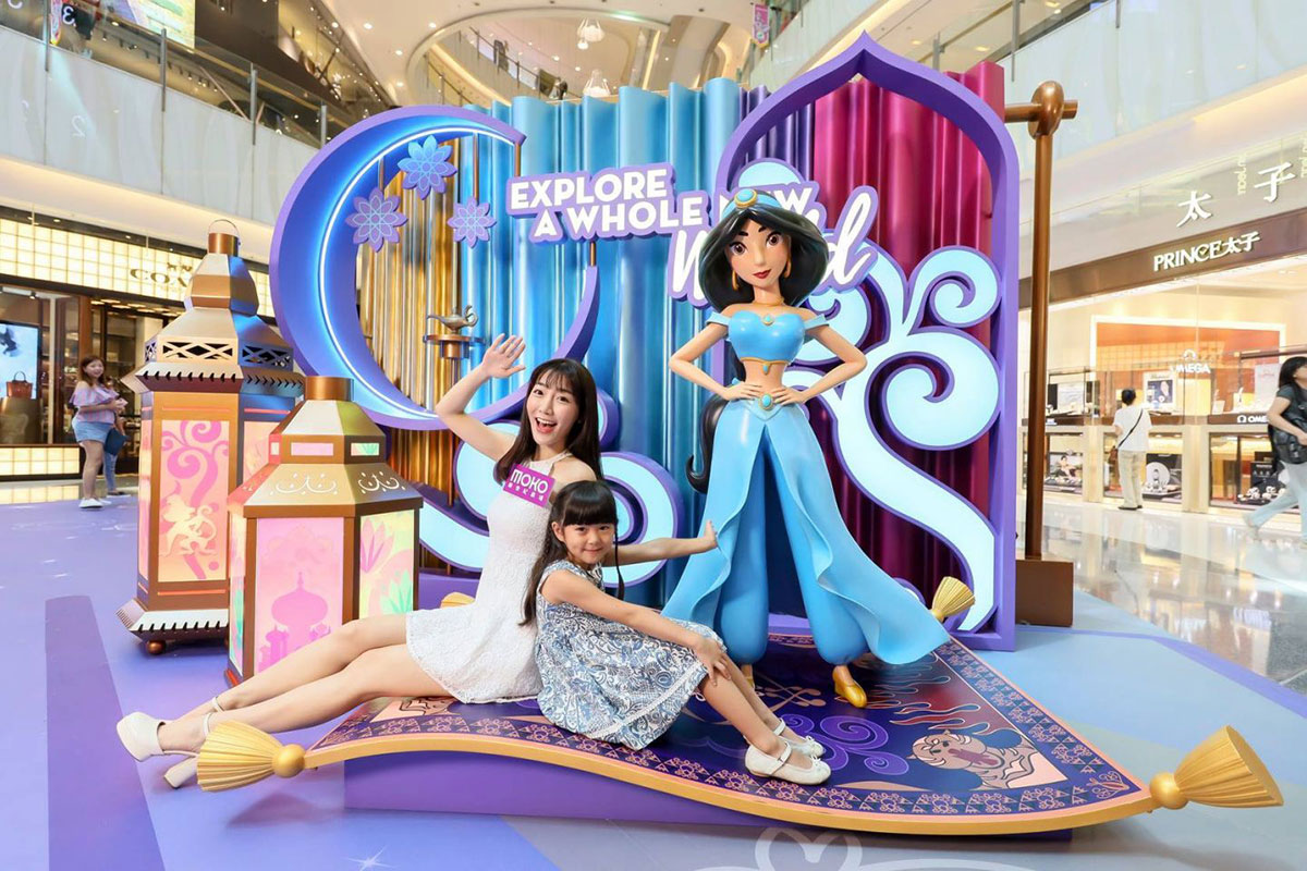 正能量的迪士尼公主主题快闪店闪耀着公主力量无敌