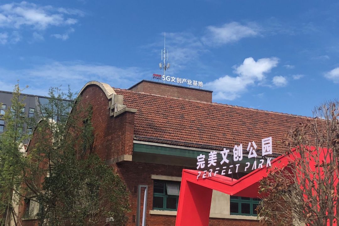 将快闪店策划成密室逃脱他们是第一家，一起来这个科幻主题的密室快闪店玩转一番吧！