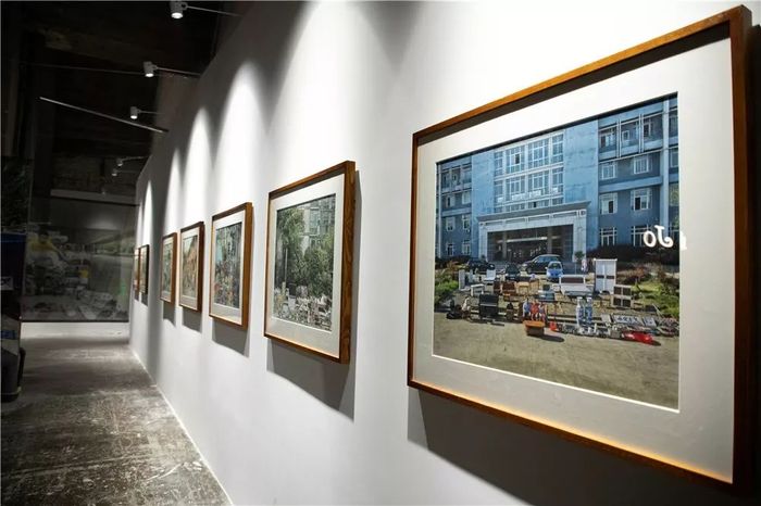 北京798这个艺术展览策划看点真多，一次集结了这么多艺术家们，真香！