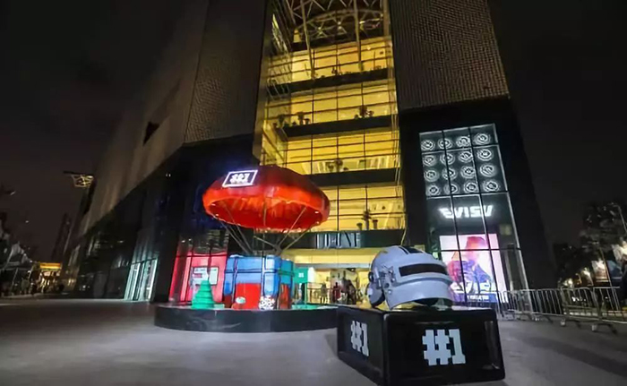 PUBG快闪店仿佛一个吃鸡战场，我这里有物资！｜国潮范这么闪