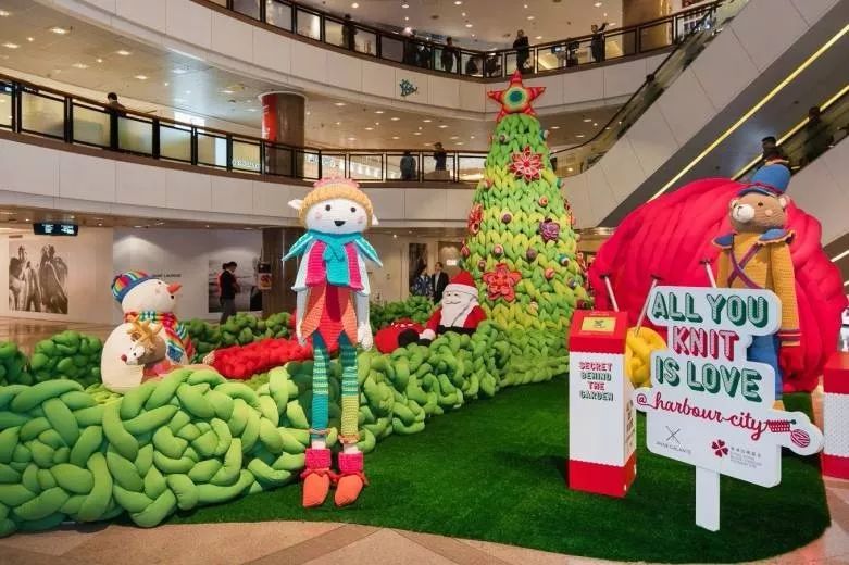 织爱送暖的圣诞美陈快闪店，巴西艺术家送上暖暖的手作艺术装置