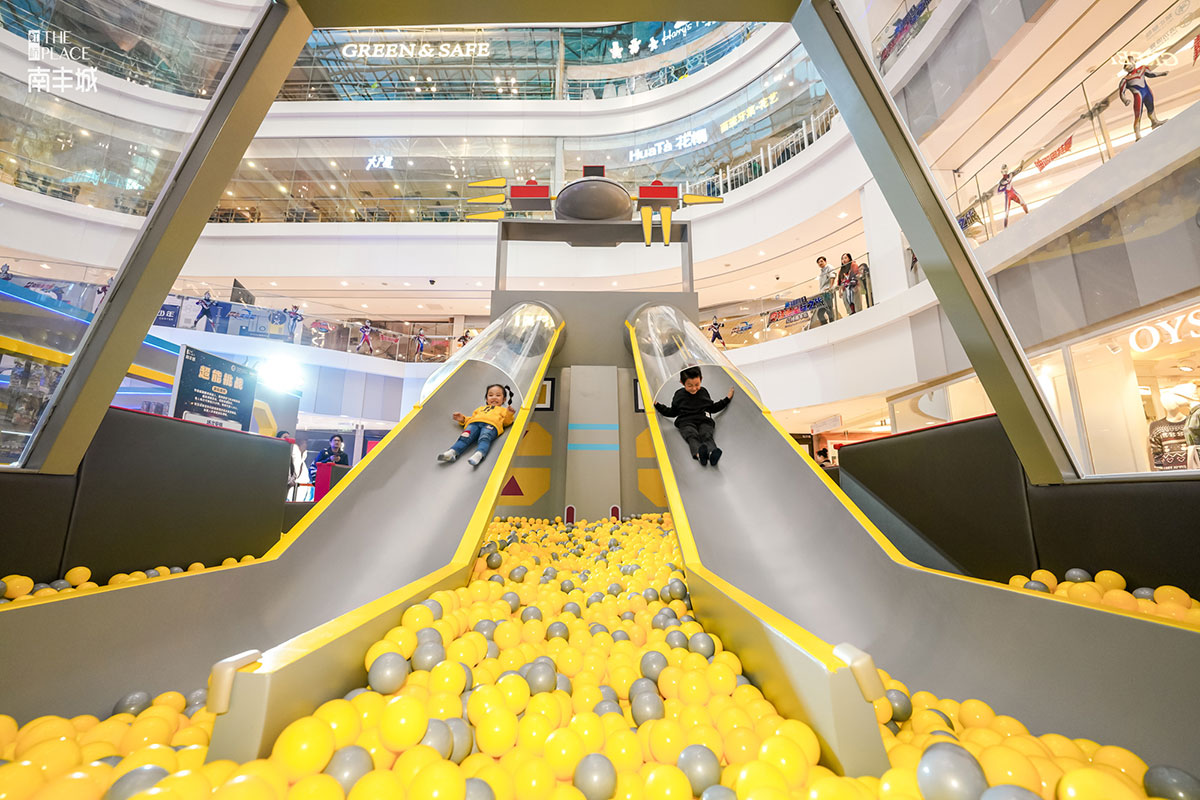 奥特曼快闪店活动空间魔都,邀你化身英雄并肩作战