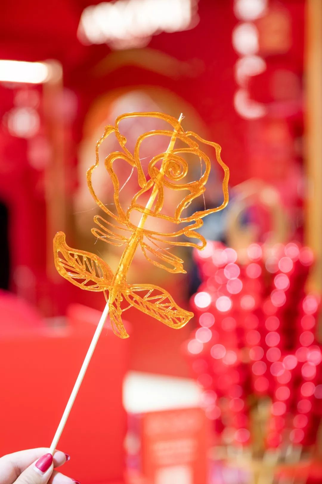 新春游园会活动打卡最佳地非兰蔻的赏新灯，随手一拍就是大片