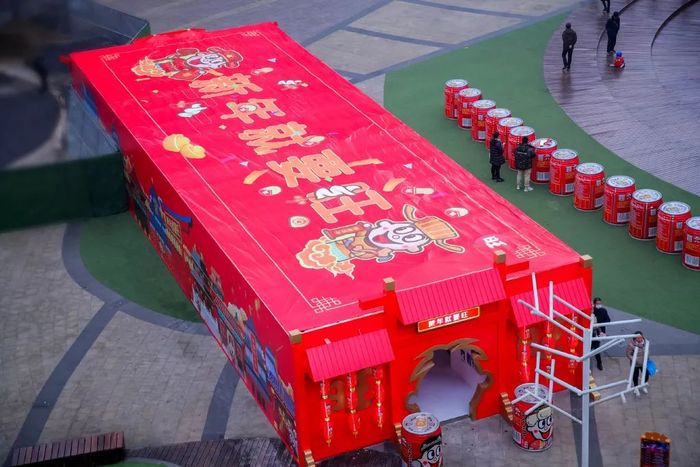 中国红快闪店展览活动祝你红红火火过大年，还有各式萌萌动漫形象