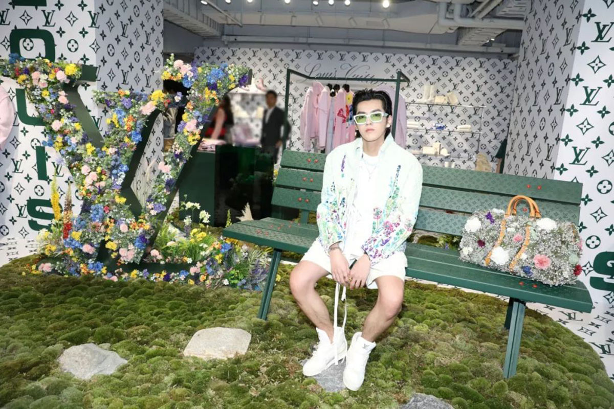 LV上海这家限时快闪店活动换装成绿意盎然奢华质感的游乐场