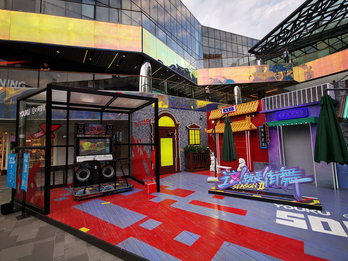 真人秀节目的快闪店活动燃爆了整个太古里，太酷炫了