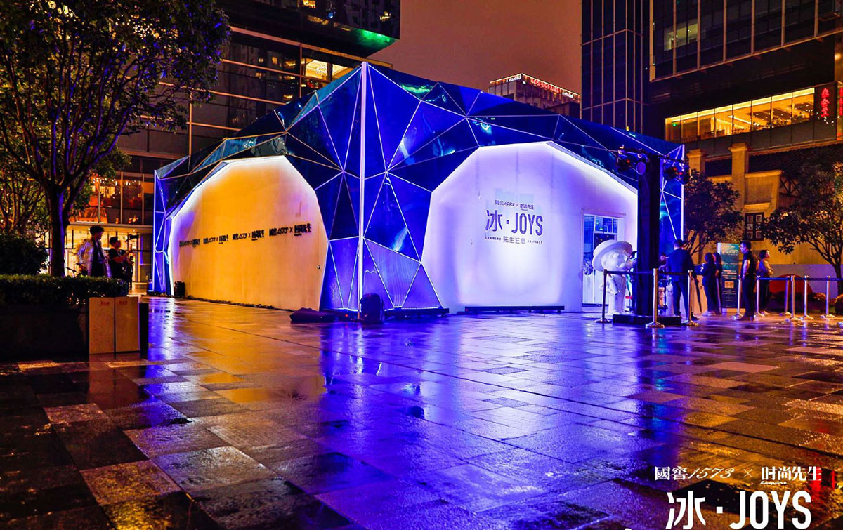 冰窖酒吧形的快闪店活动太够创新了，新一代潮趴实力开SHOW