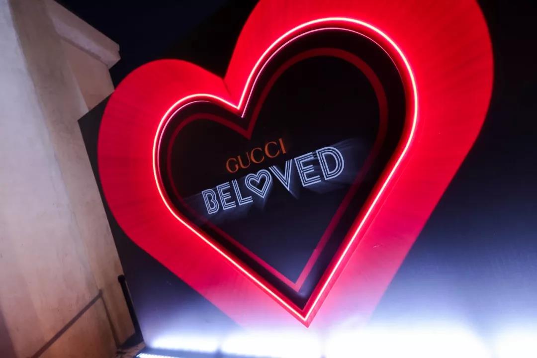 为宠儿们特设的快闪形式的发布会活动策划点更具观赏性