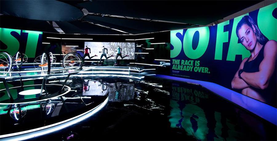 3万平方英呎的快闪活动空间站来了，交互式和3D路线图策划了任何空间