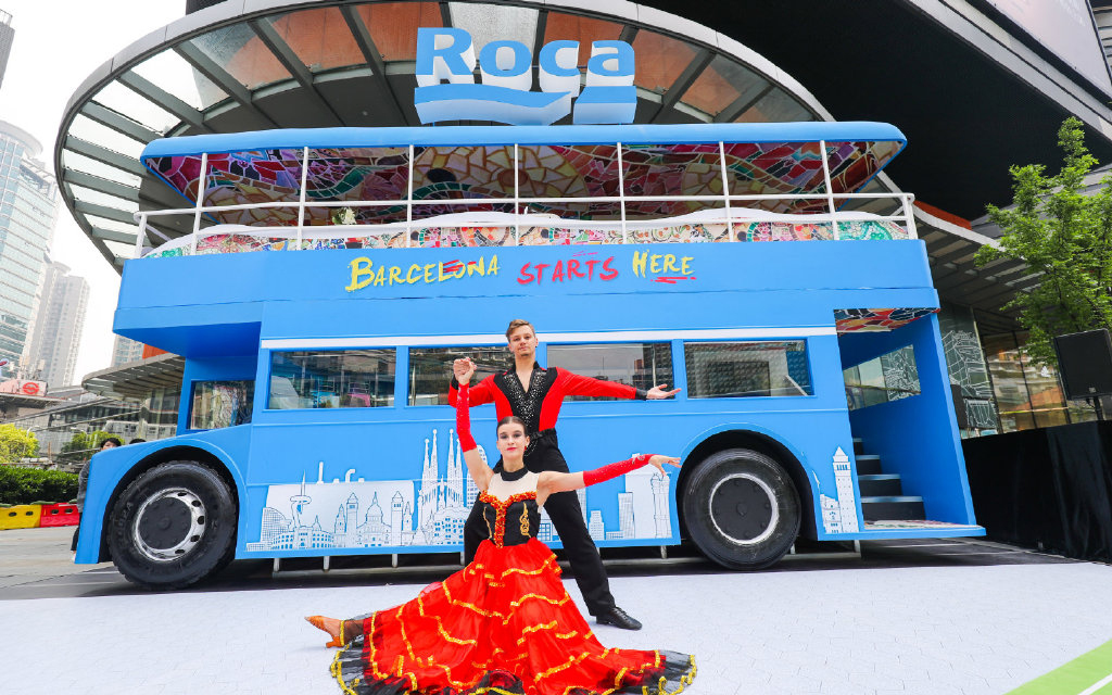 神奇巴士快闪活动异域风情万种，私享之旅要你释放真我性格