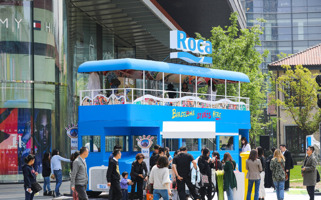 神奇巴士快闪活动异域风情万种，私享之旅要你释放真我性格