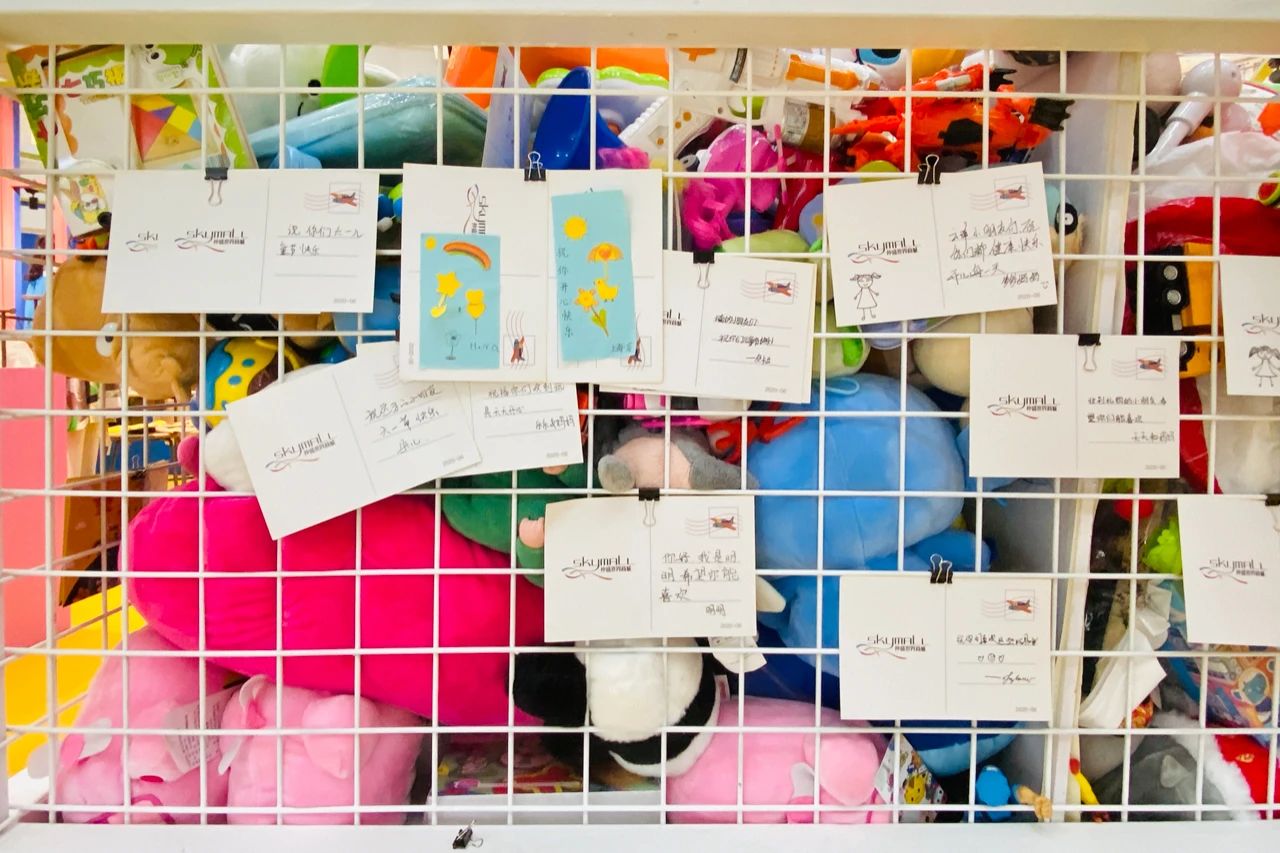 儿童节公益主题快闪展览活动,旨在用一个礼物传递一份爱心