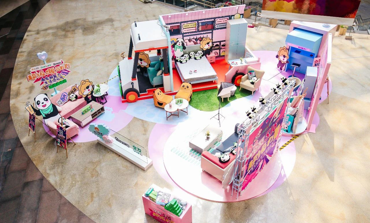 全友x苏宁快闪活动策划的超级能量车来了，还有趣味“蒙娜丽莎的微笑”