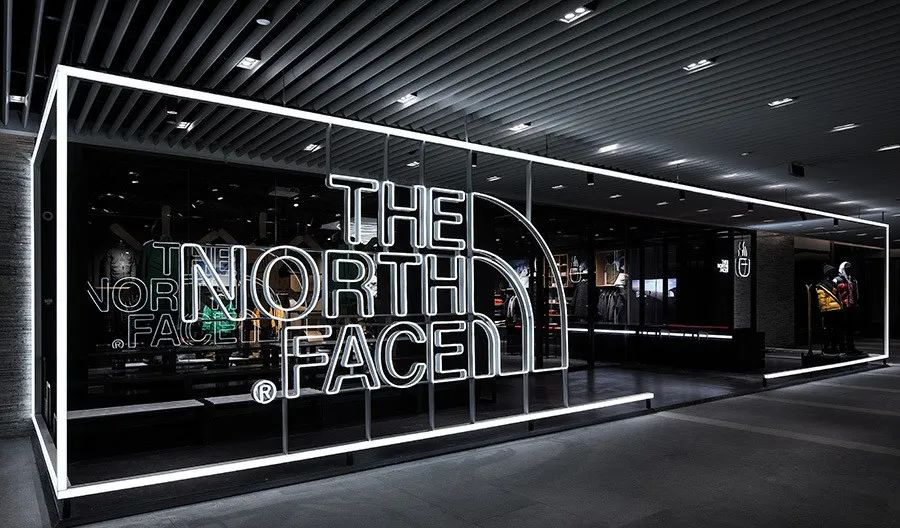 北面快闪店展览活动设在滑雪度假村，提供夏冬两季探索体验