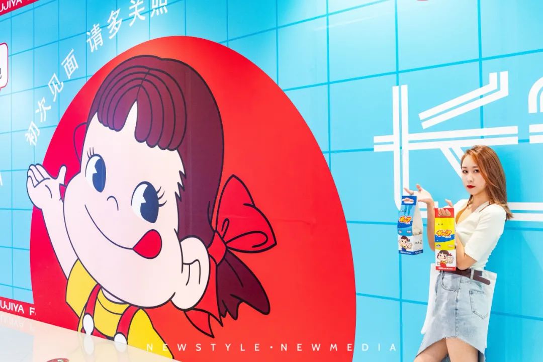 萌IP不二家11周年特别展览活动策划的PEKO太抢眼了