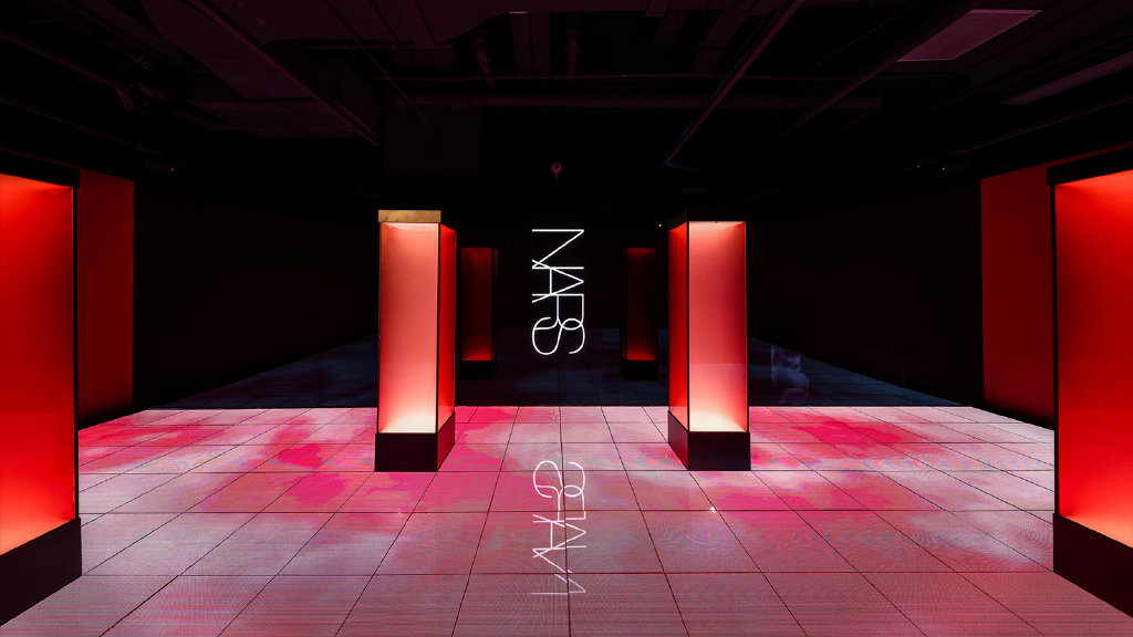 NARS多重感官体验快闪活动策划「飞吻空间站」,玩味邂逅全新