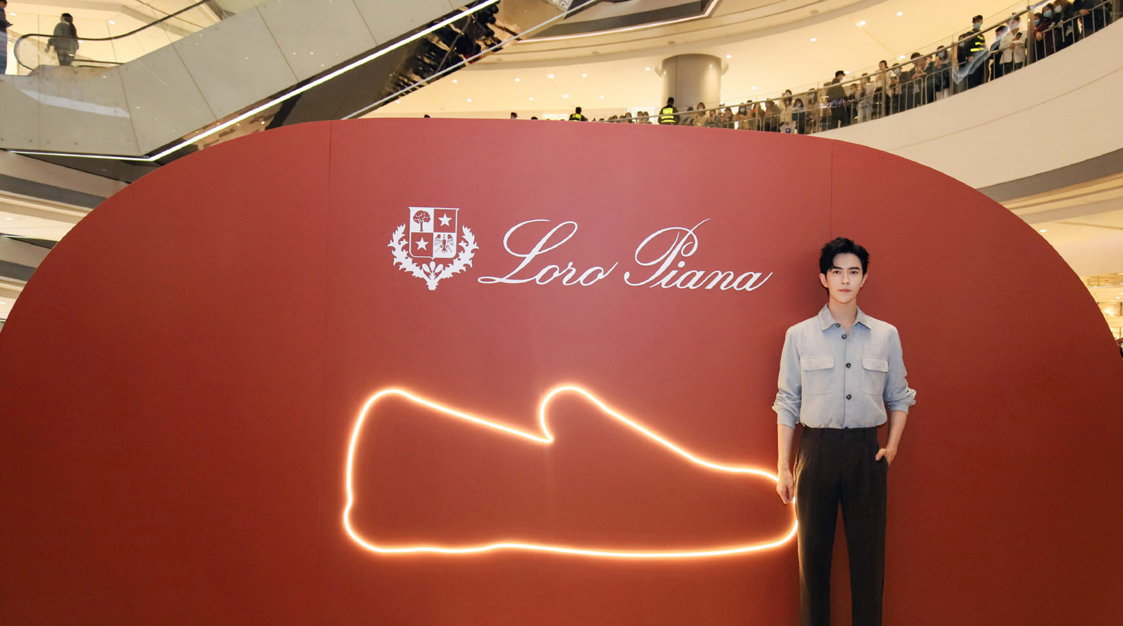 “The Rare Walk”主题快闪店活动策划营造了灵动空间氛围