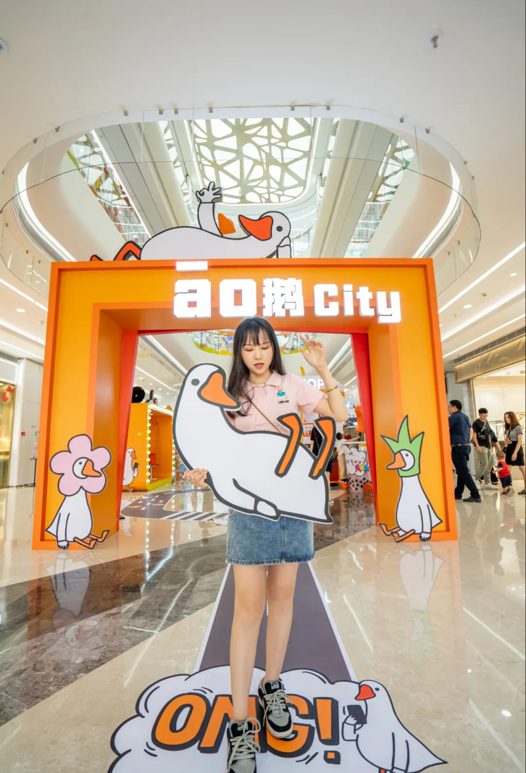 呆萌网红IP「条鹅」主题快闪店活动策划的āo鹅City出片率200%