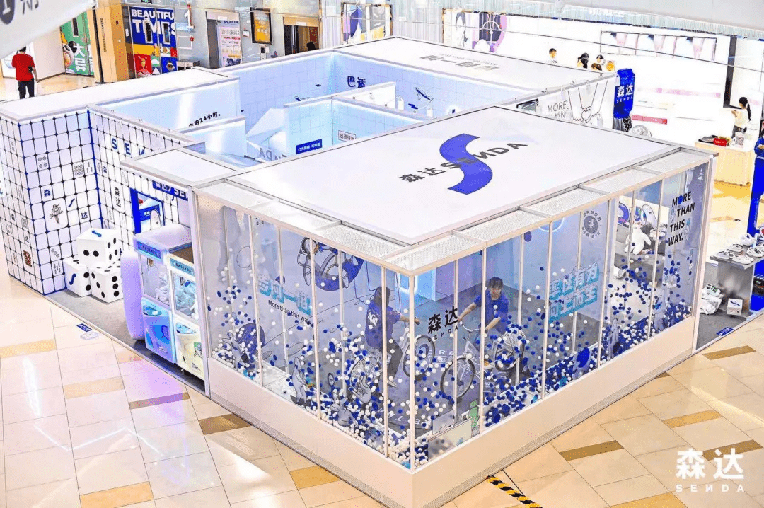 森达携手人气IP Mr.Donothing搞了个潮味十足的跨界快闪店活动策划