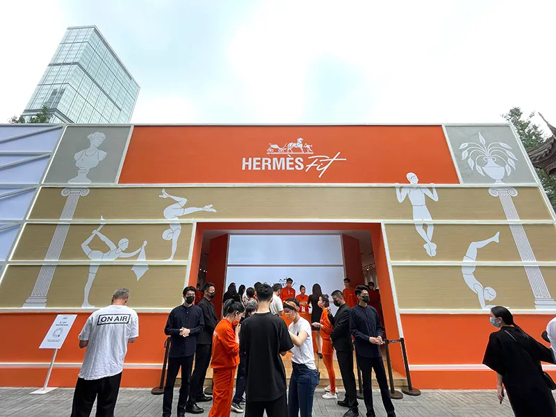 爱马仕居然开了间健身主题的快闪店，开幕式活动策划的布置也很方便