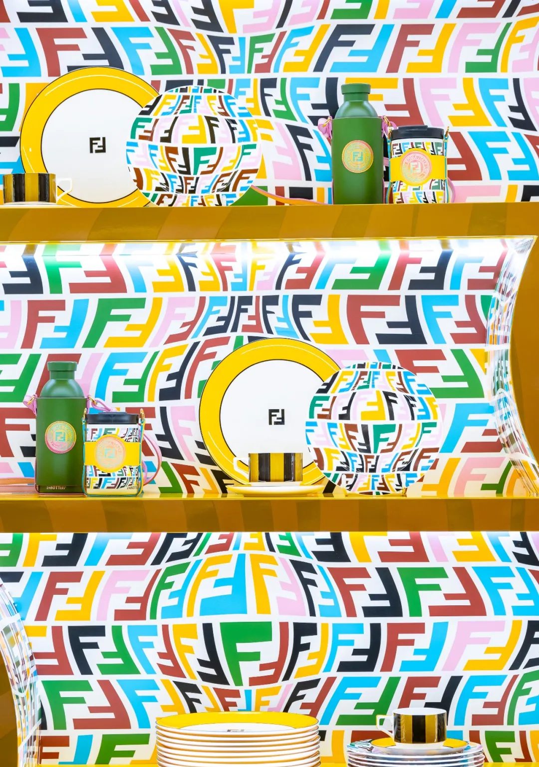 Lady M x FENDI联手打造的快闪店活动策划引爆一场夏日狂欢