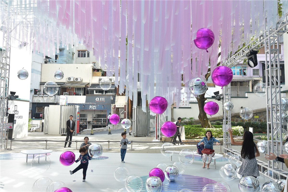 圣诞商场美陈做成这样更像是一个艺术品