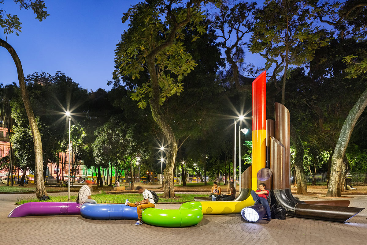 这个美陈设计能听故事,你愿意来这里诉说你们的故事吗?