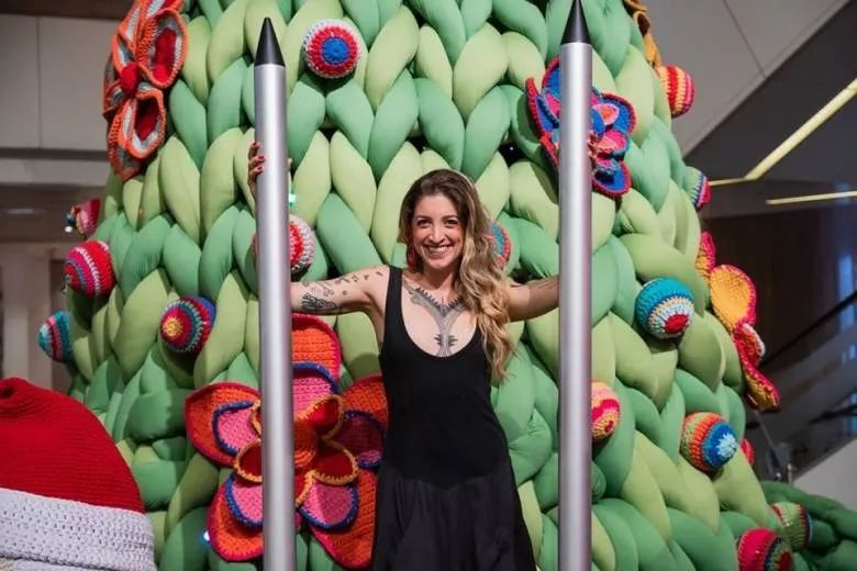 织爱送暖的圣诞美陈快闪店，巴西艺术家送上暖暖的手作艺术装置