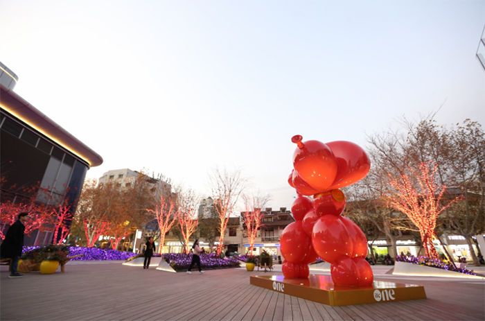 编织花艺光影秀活动刷亮了新春佳节，商场也化身为奇幻乐园