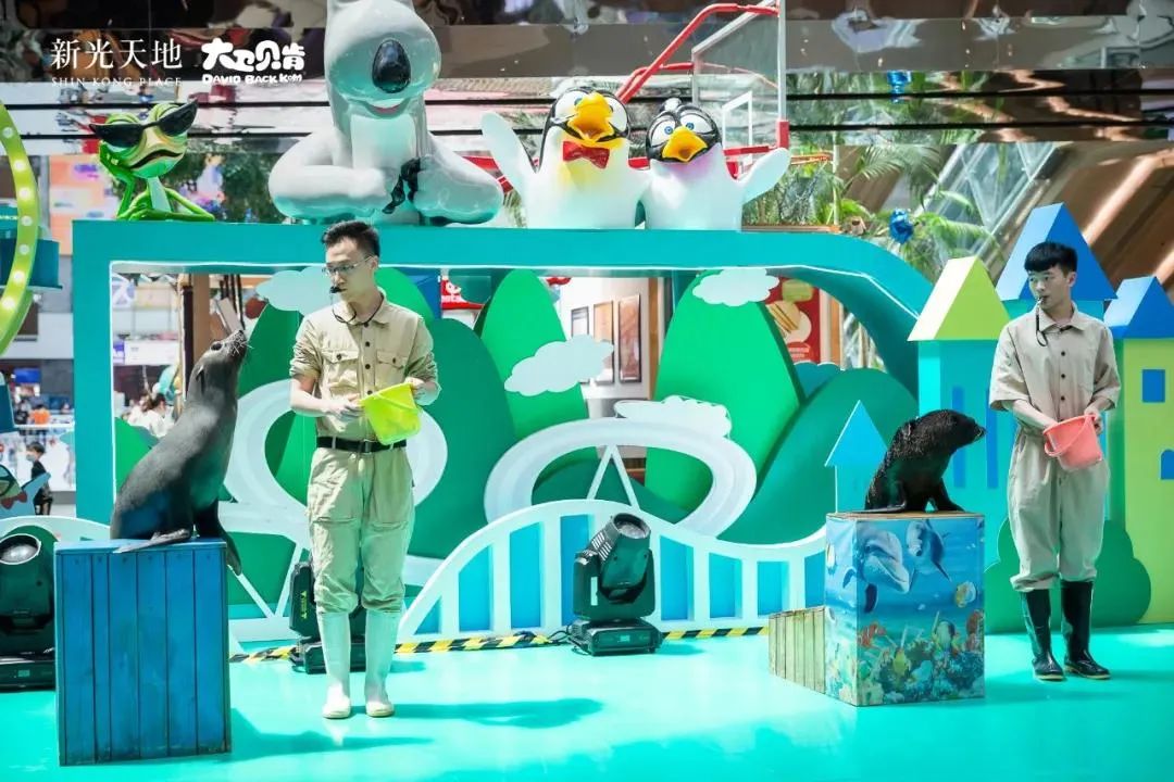 贝肯熊IP主题形象展览活动萌趣C位降临，还有欢乐杂技秀