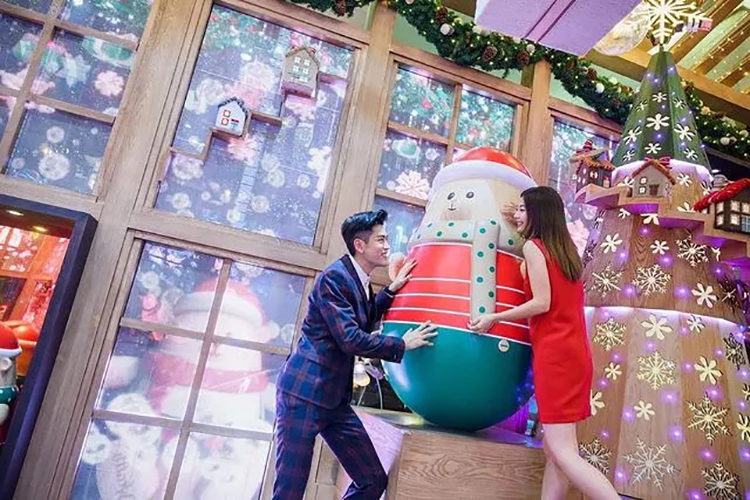 海港城圣诞艺术展览活动策划精心推出慈善圣诞熊,满满正能量