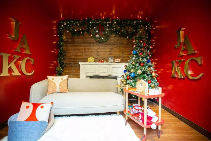 圣诞礼的温暖尽在这个圣诞创意市集和圣诞派对里，圣诞美陈设计也是疯狂点赞哦