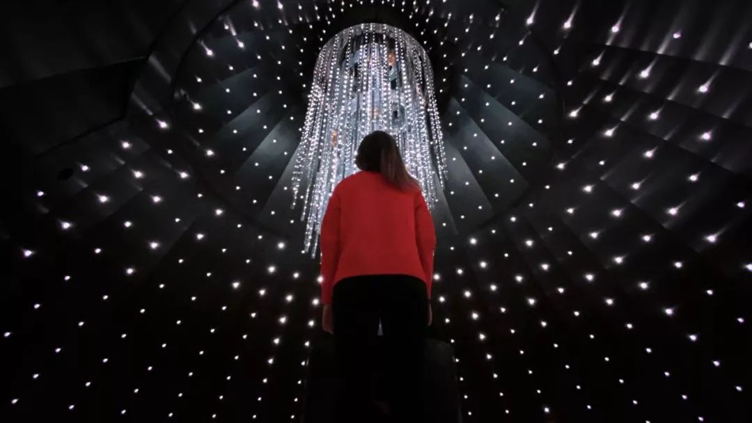 节日庆典活动的这种交互装置展览太赞了，就该多些这样的展览装置