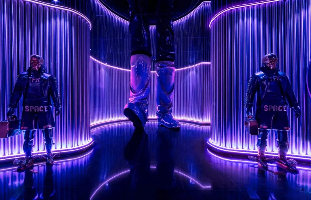 会展活动舞美设计以场景化营造和故事性引入都将人带入“思维失重”的游离状态