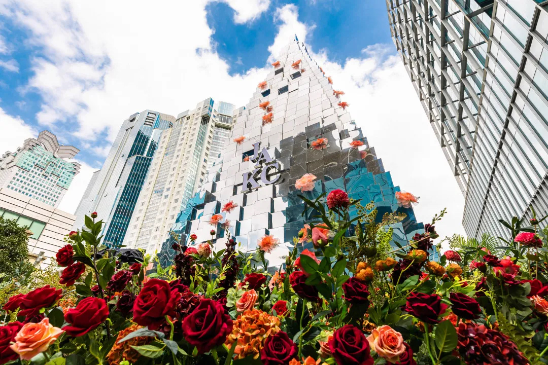 魔都这批圣诞节亮灯活动策划太美了，看点十足