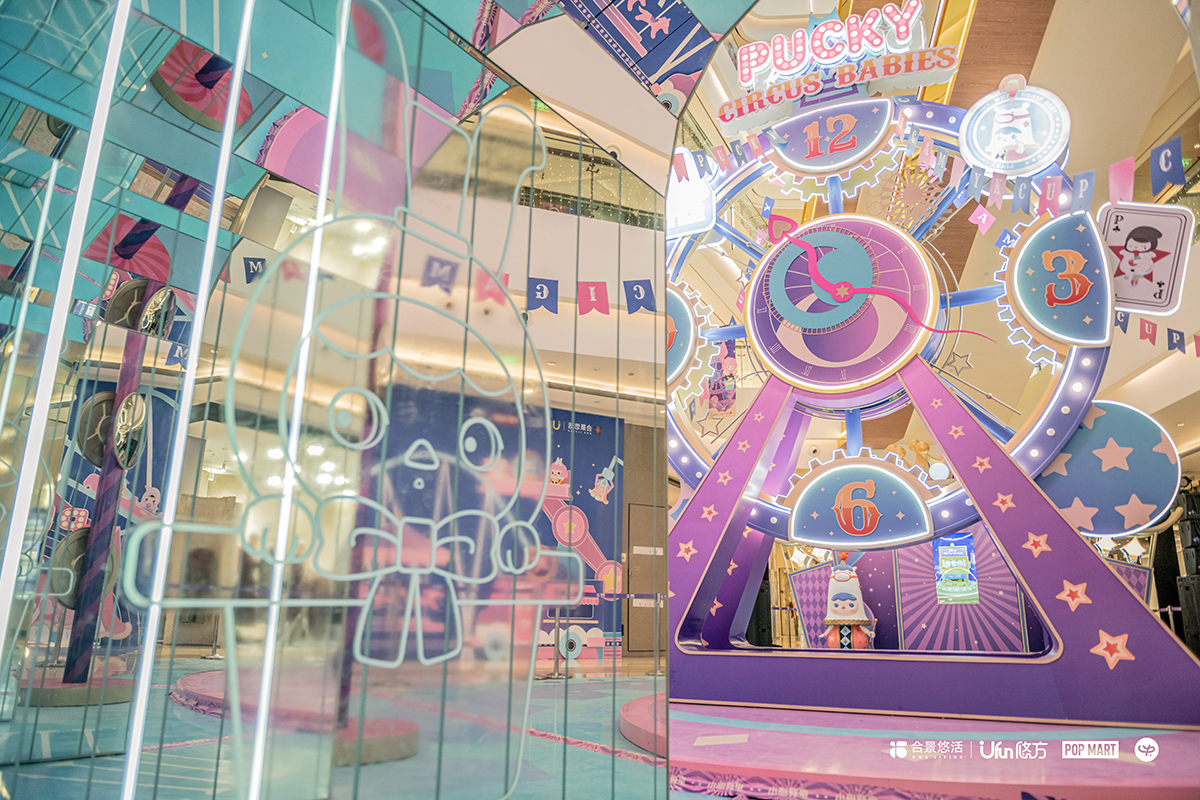 圣诞毕奇成都首展活动策划了一个梦幻童趣与潮流时尚兼具的空间