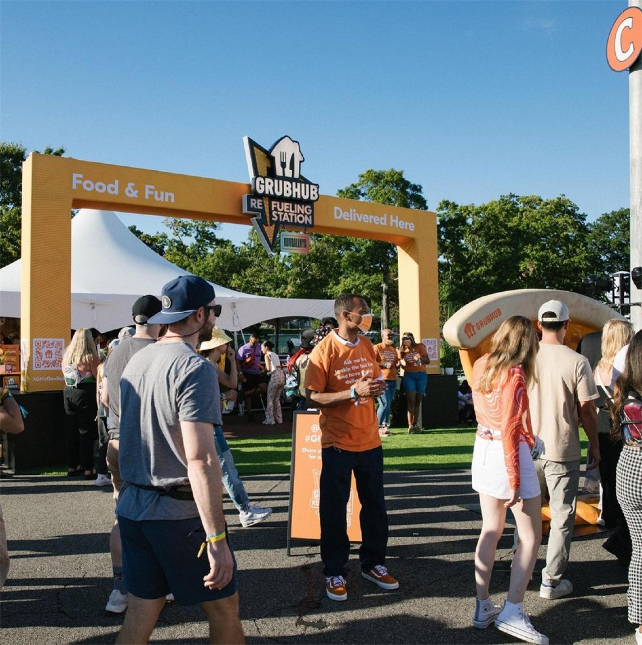 外卖平台Grubhub在音乐节上办了“加油站”的品牌体验的活动策划