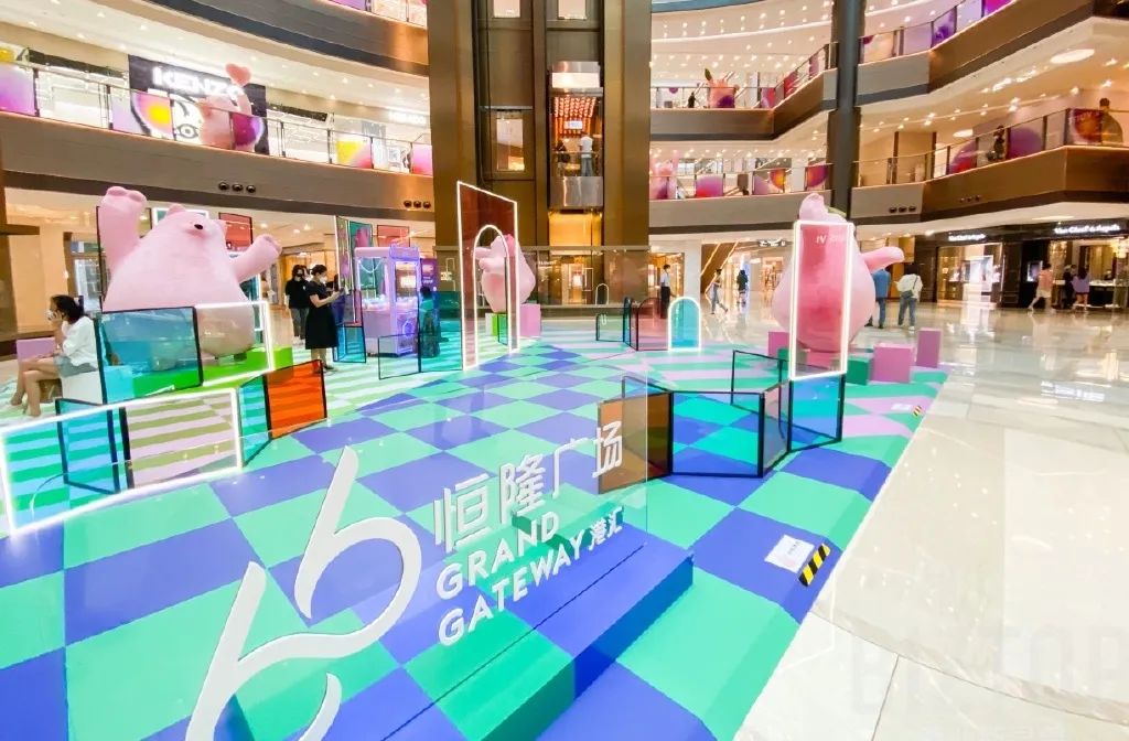 「灵感回归,从心出发」主题艺术活动策划装置桃乐熊喜迎复工