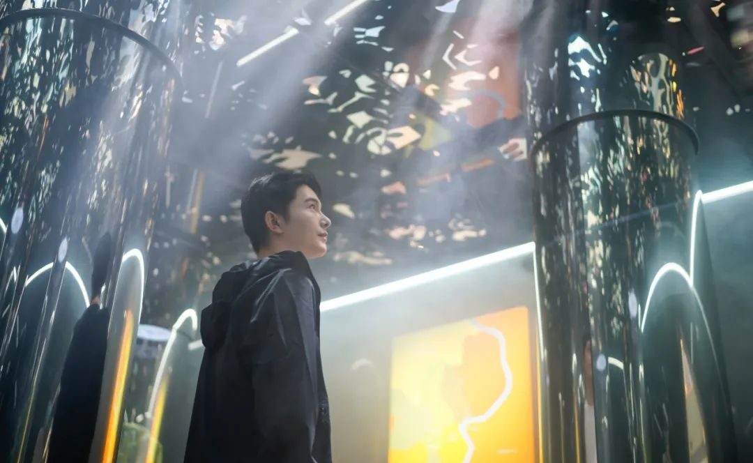 REBIRD焕然新“申”快闪活动策划在摩登潮流地标打造未来感的自然之境