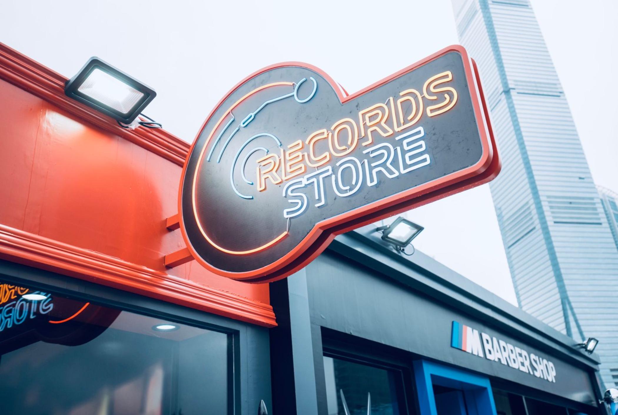 BMW香港“宝马M小镇”活动50周年嘉年华活动策划白天夜晚各有特色