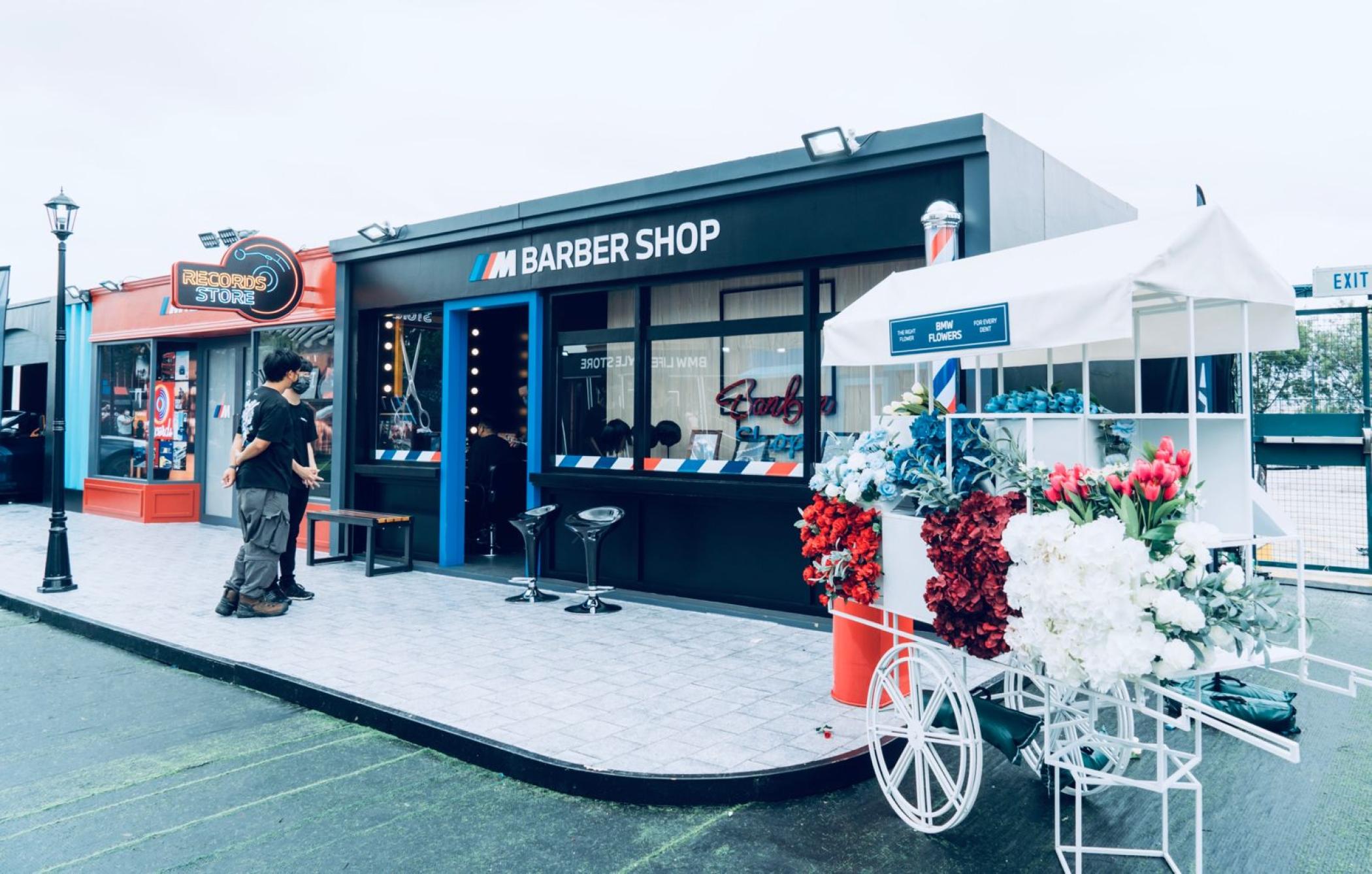 BMW香港“宝马M小镇”活动50周年嘉年华活动策划白天夜晚各有特色